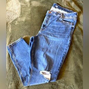 Old Navy High-Rise Rockstar Super Skinny Jeans